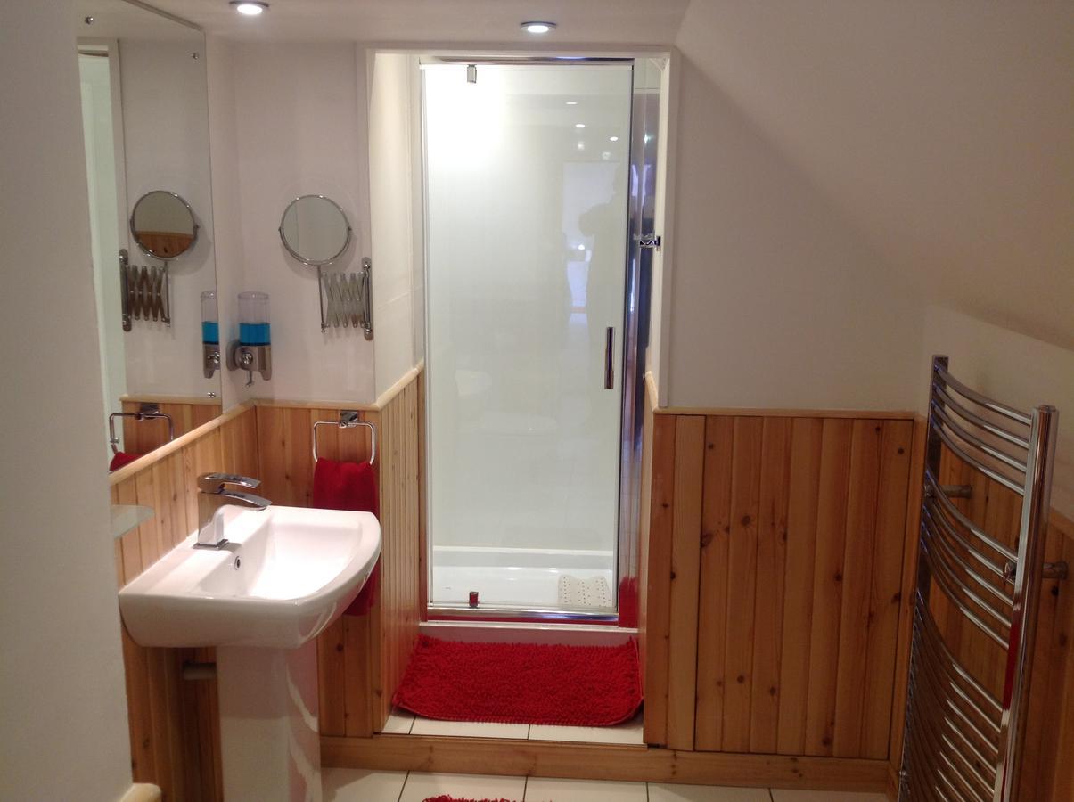 The Golden Larches Bed & Breakfast Lochearnhead